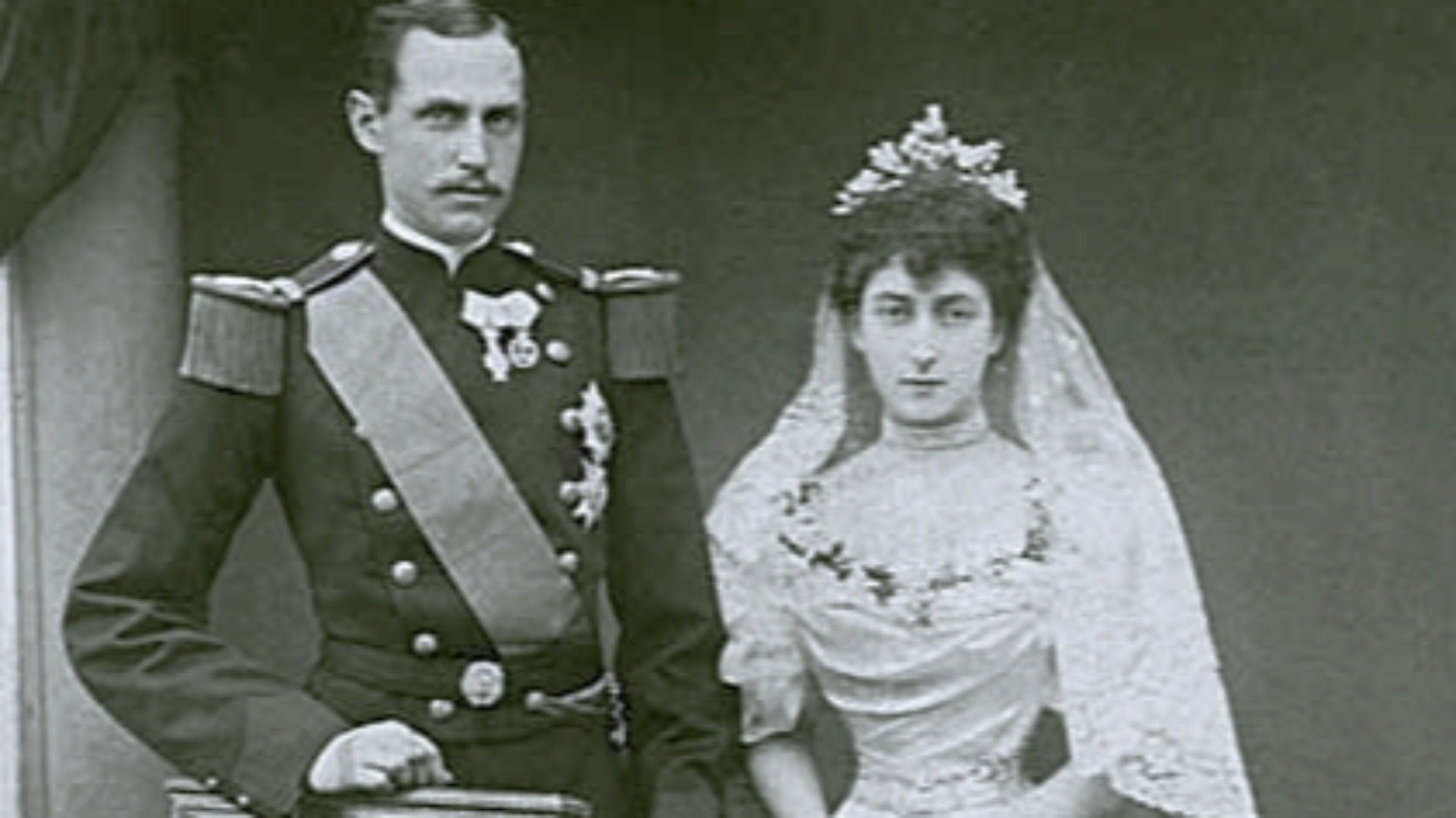 20 Historical Figures Who Married Within Their Own Family
