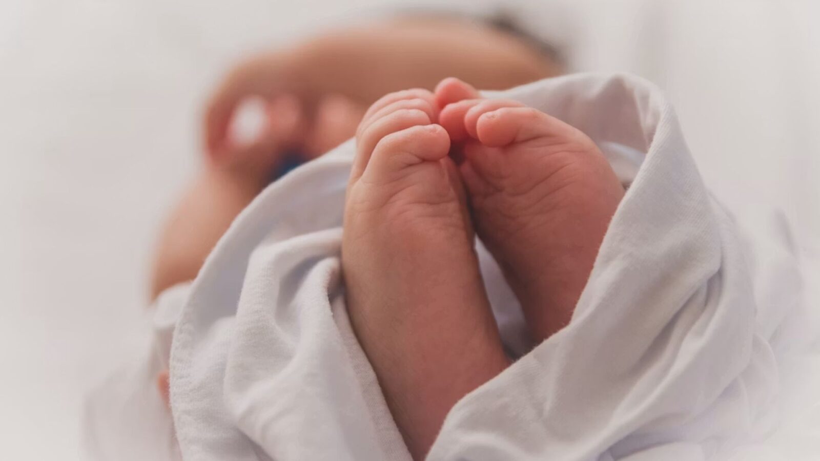 17. Unusual Births Could Terrify An Entire Government