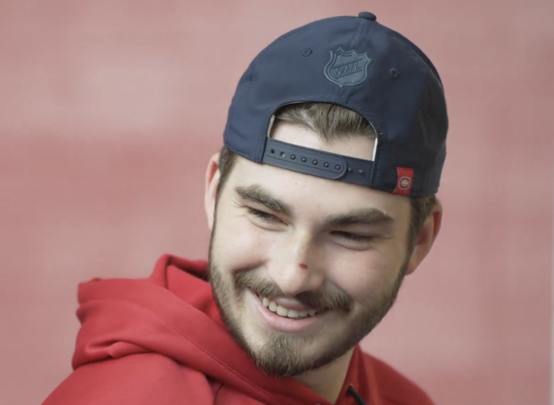 Kirby Dach: “The more time goes by, the more he looks like Jonathan Drouin”