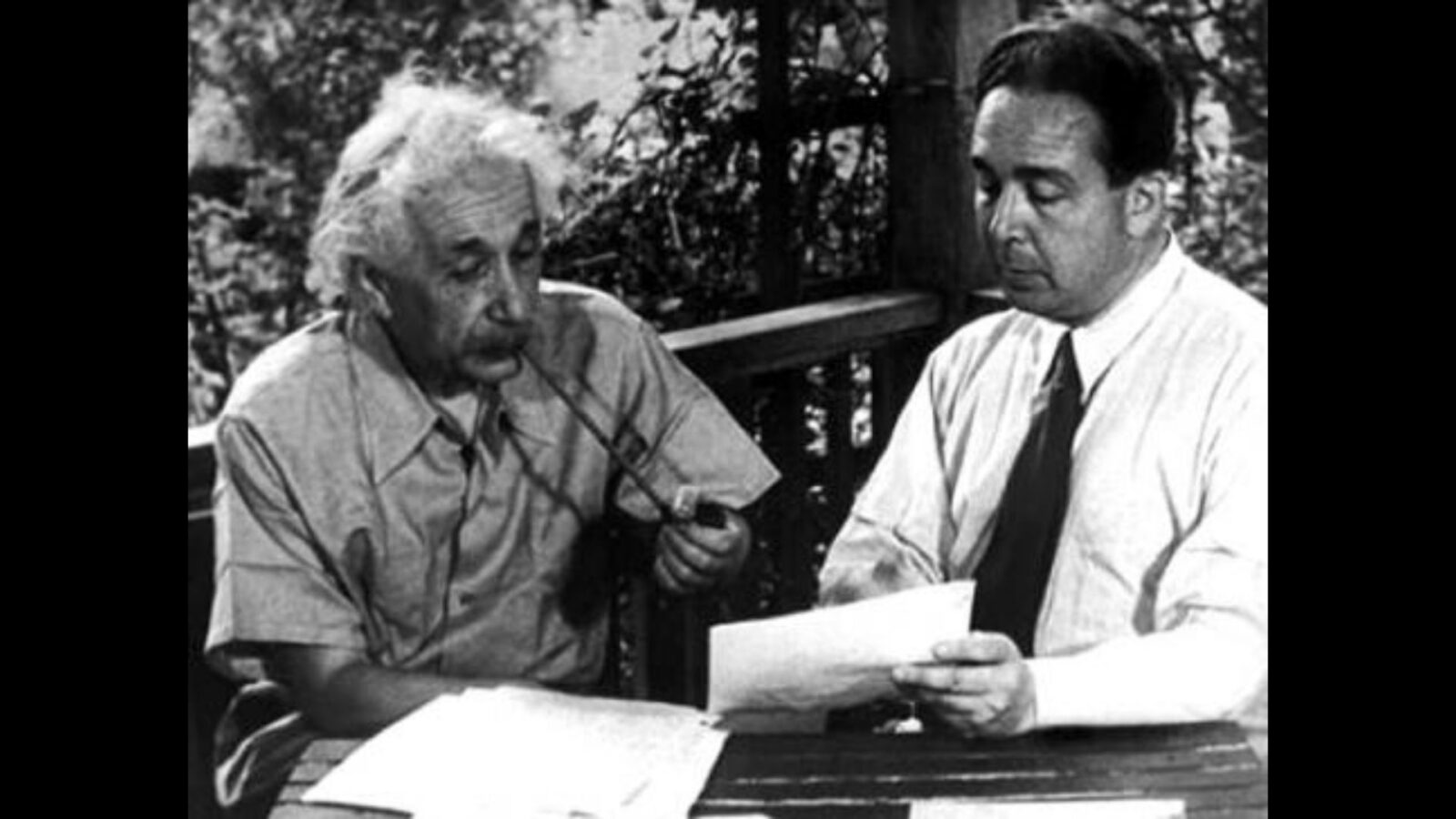 14. Et c'est ainsi qu'Albert Einstein s'est retrouvé impliqué