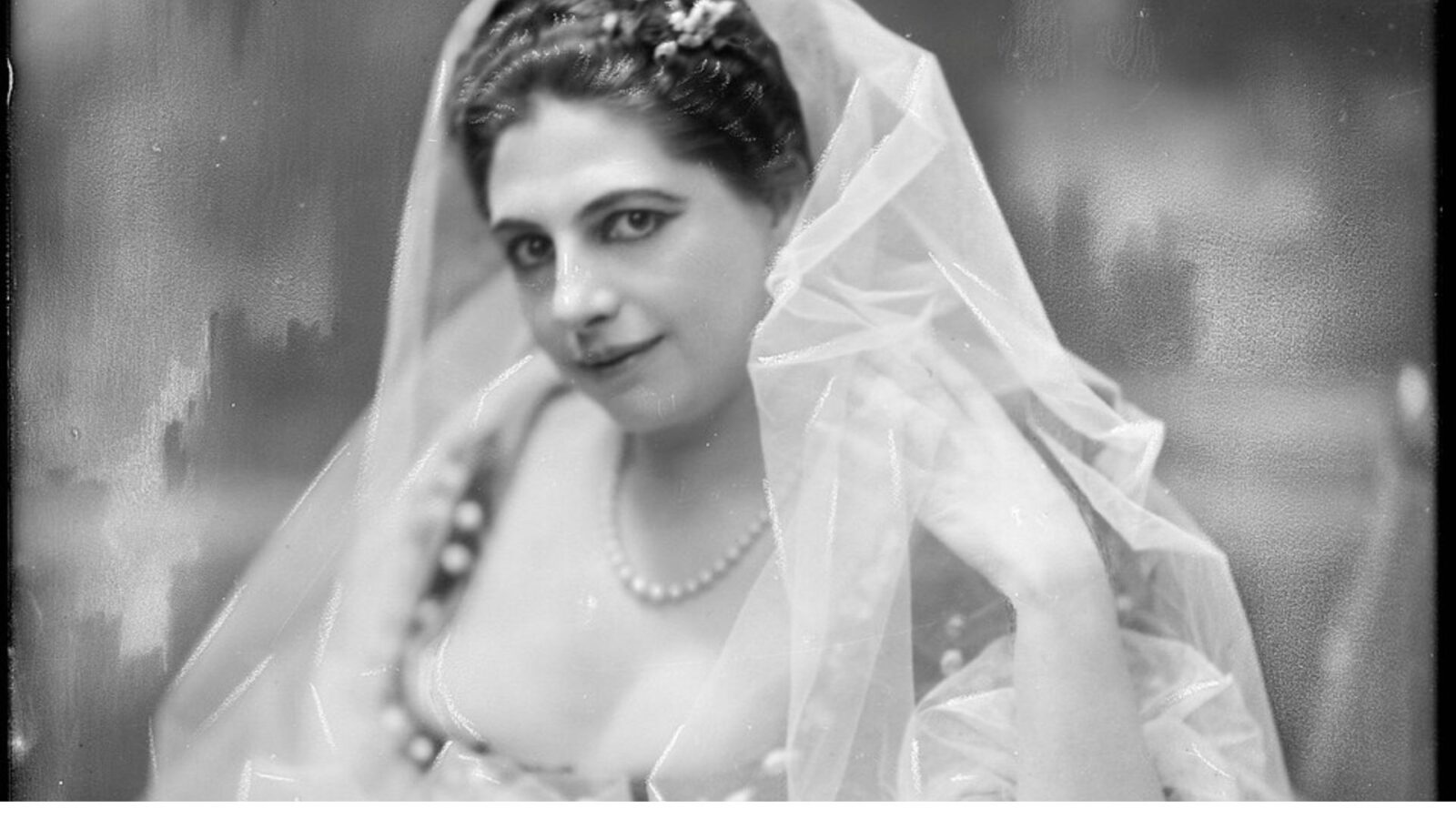 1. Mata Hari