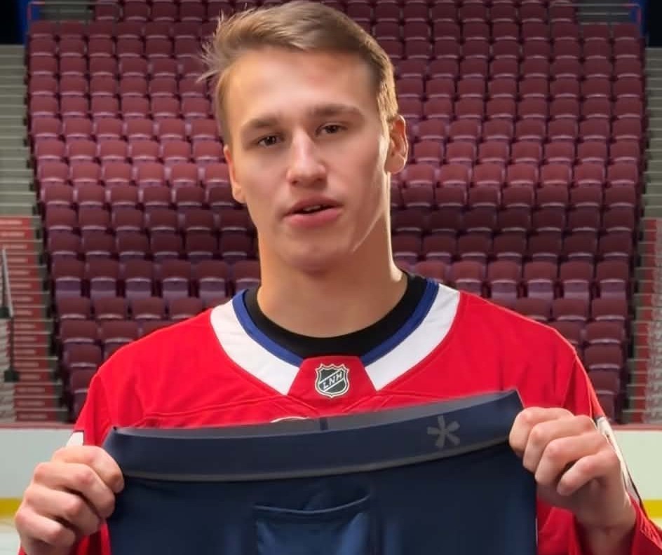 VIDEO: Ivan Demidov speaks (really well) French in a new commercial