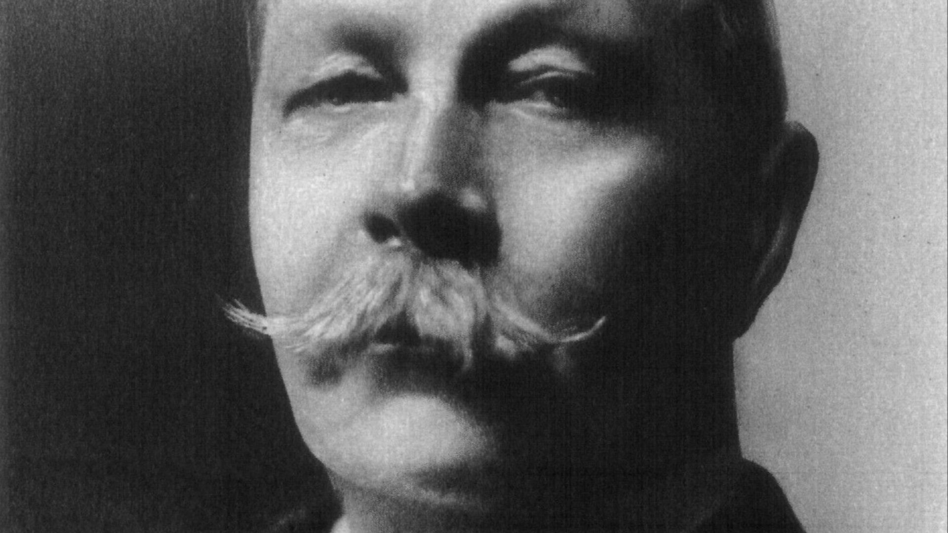 19. Arthur Conan Doyle était médecin de bord