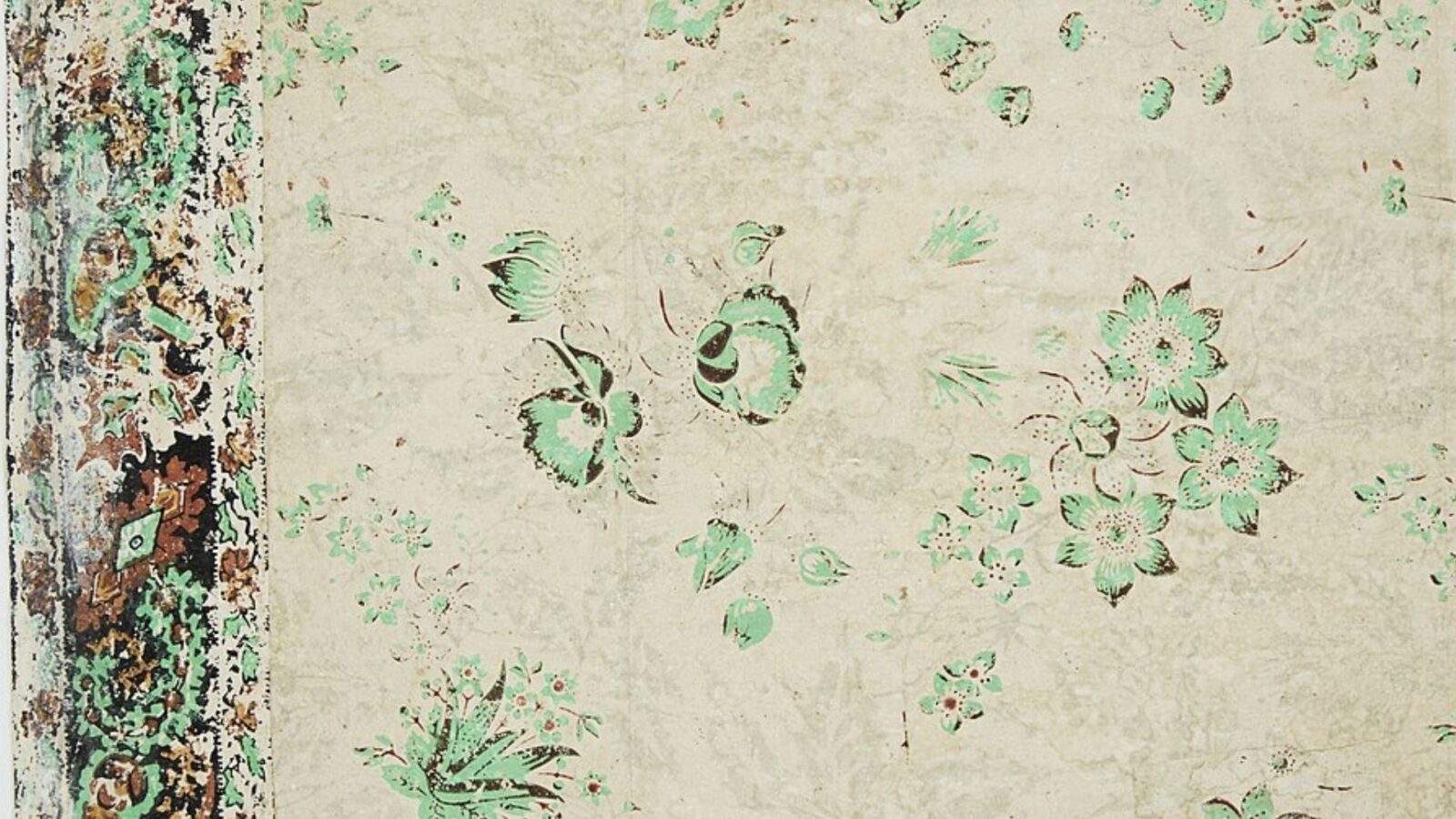 4. Victorian Britain Went Wallpaper-Mad