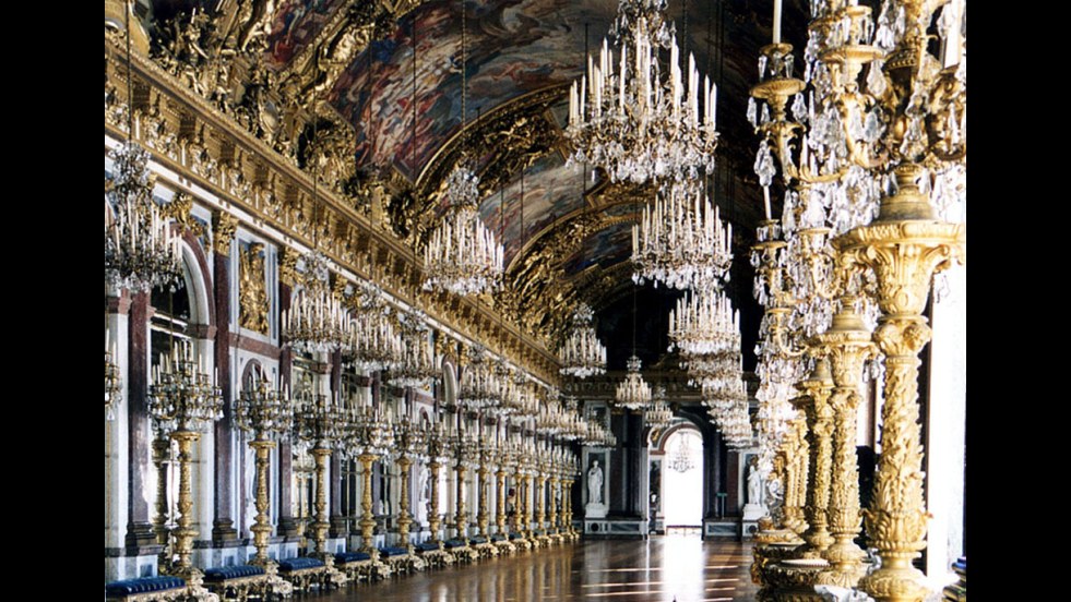 3. Ludwig II Built A Mirror Hall Longer Than Versailles's