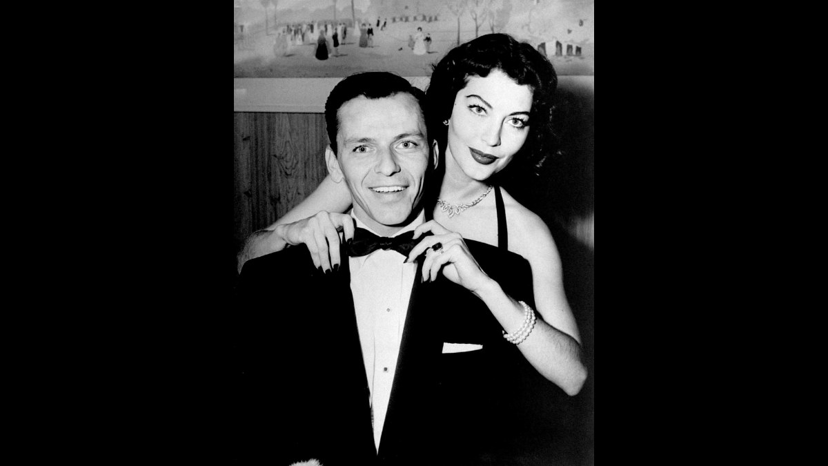 7. Ava Gardner a contribué à sauver la carrière de Sinatra alors que leur mariage battait de l'aile