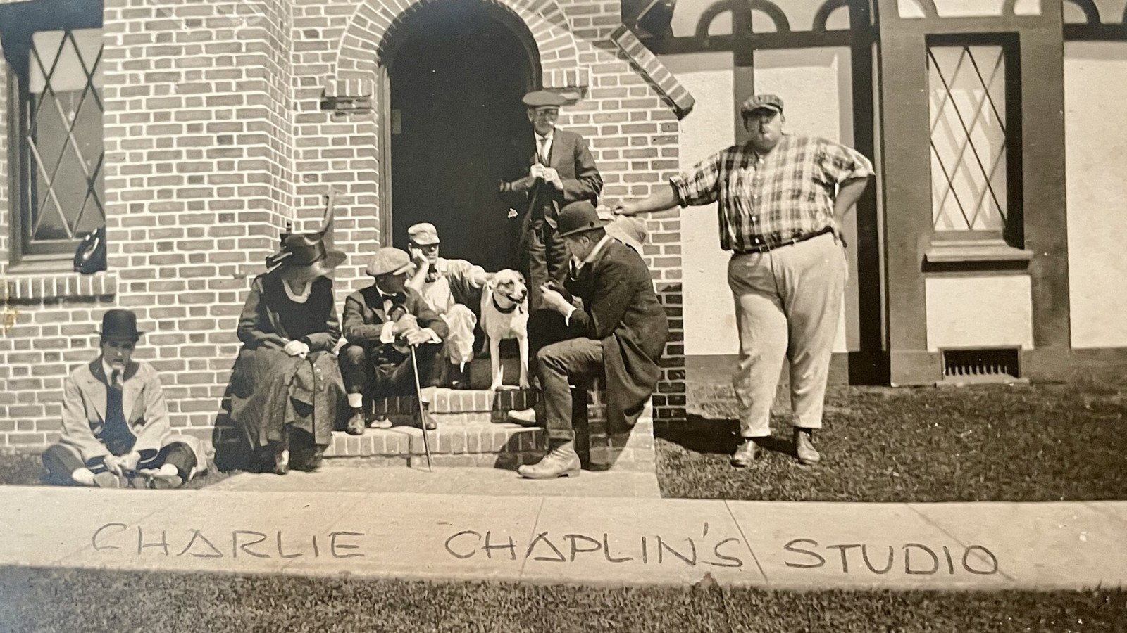 2. Charlie Chaplin a construit un studio qui lui a permis de rester propriétaire de ses propres films