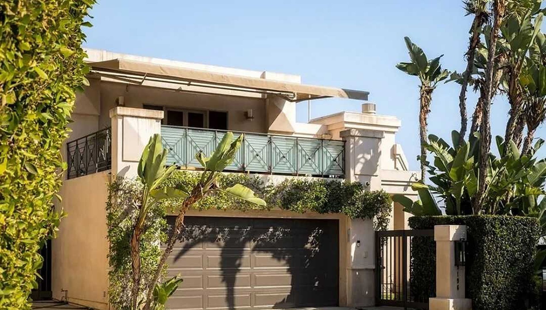 Une façade discrète qui cache une propriété de près de huit millions
