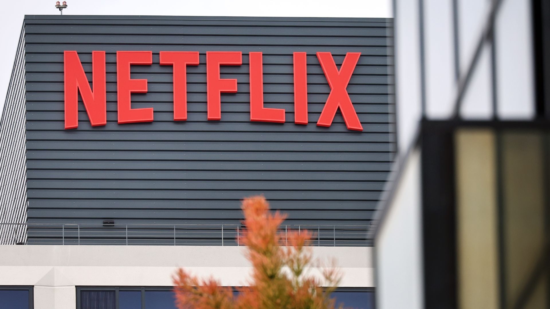 Higher Subscription Prices and Advertising Drive Revenue Growth