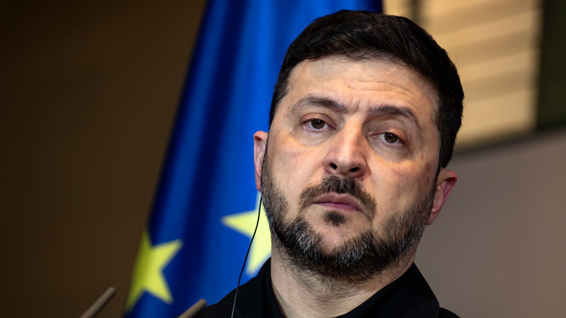 Zelensky met en garde Trump contre toute alliance avec Poutine