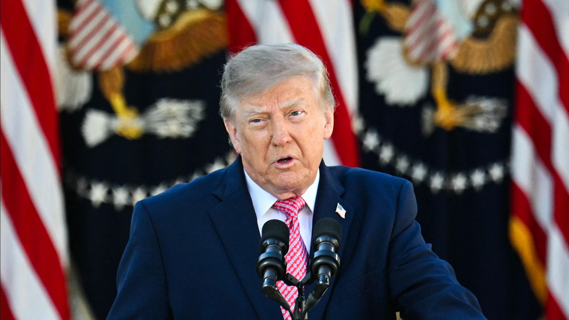 Trump Promotes Old Poll Ranking Him Above Lincoln and Reagan