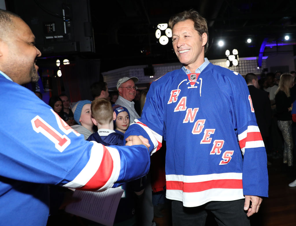L’ancien joueur vedette de la LNH Ron Duguay meurt à 69 ans