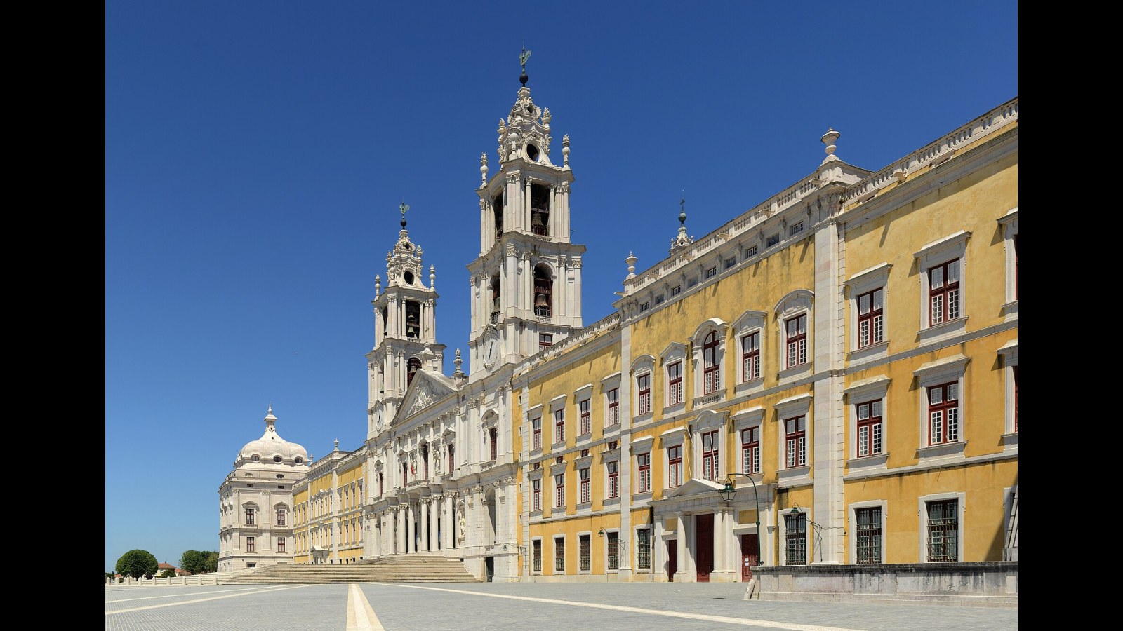 5. Brazilian Gold Built John V's Monument Against Spain