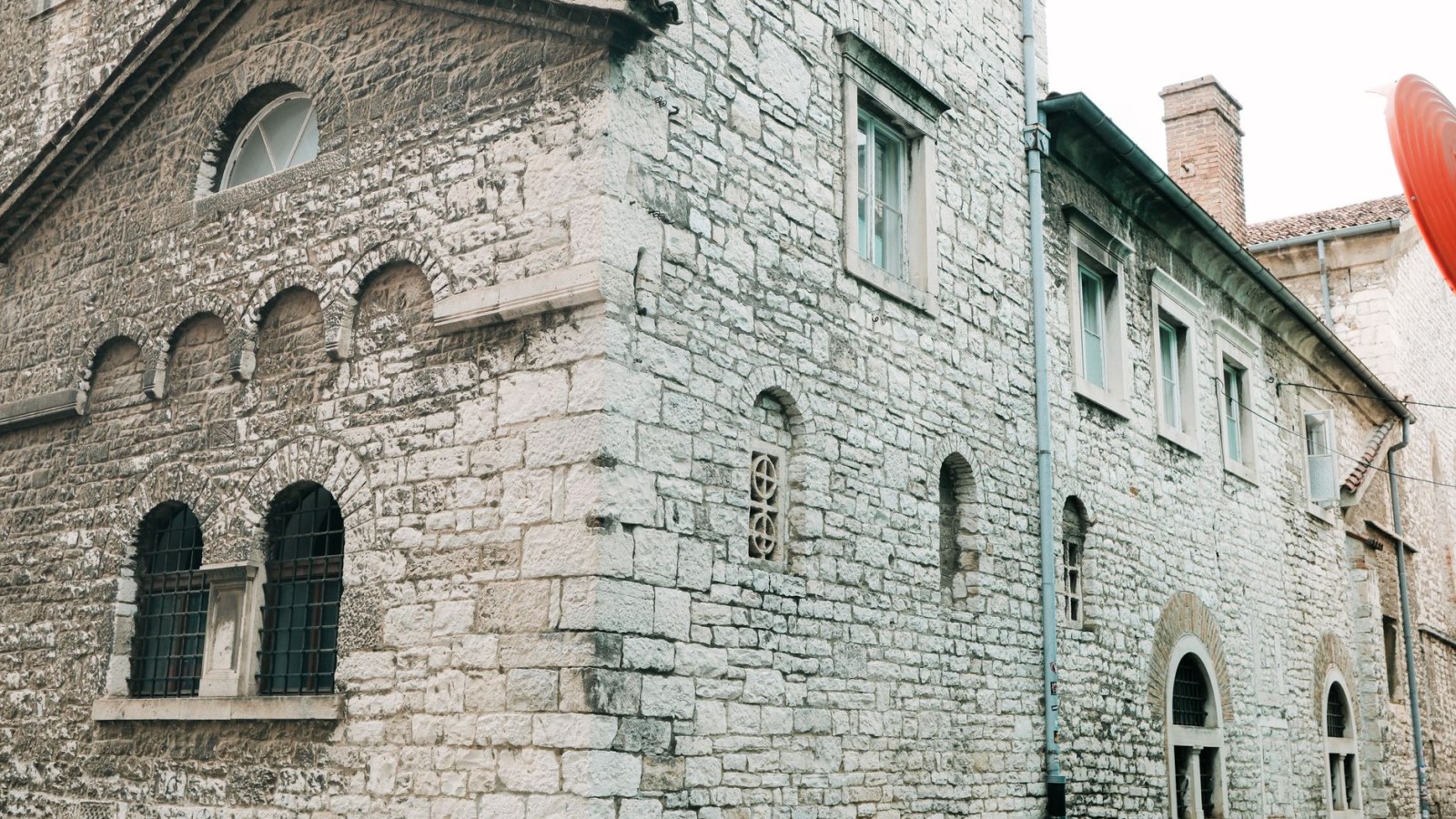 19. The Hosteller Ran A Guesthouse For Pilgrims And Nobles
