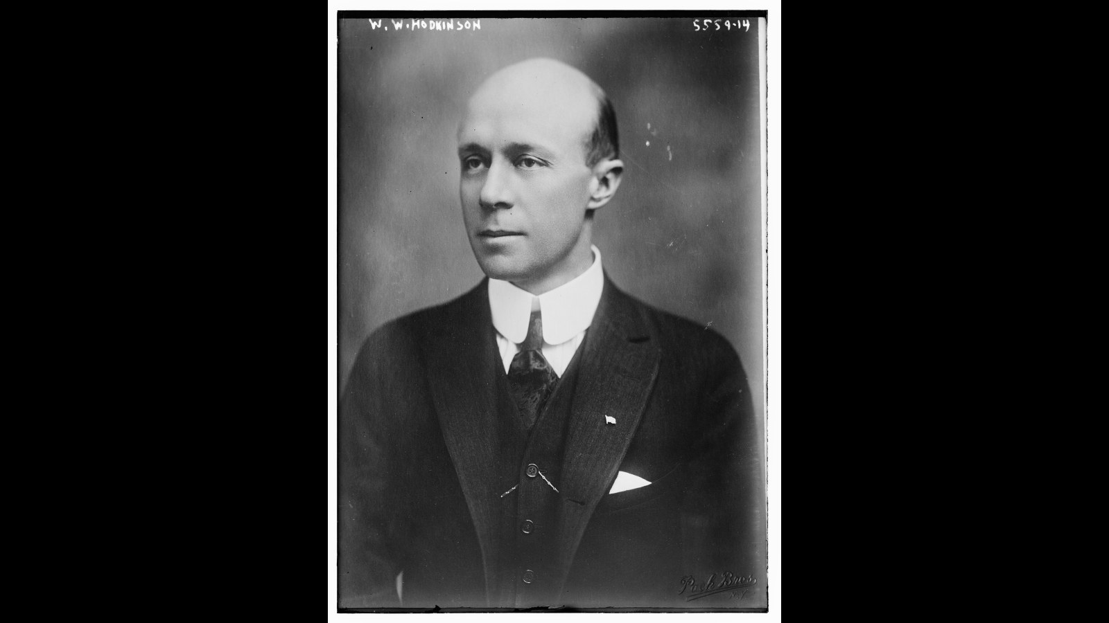 13. W.W. Hodkinson a inventé la distribution cinématographique nationale, puis l'a perdue