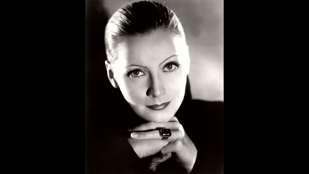 12. Les yeux enfoncés de Greta Garbo étaient le fruit d'une astuce de maquillage