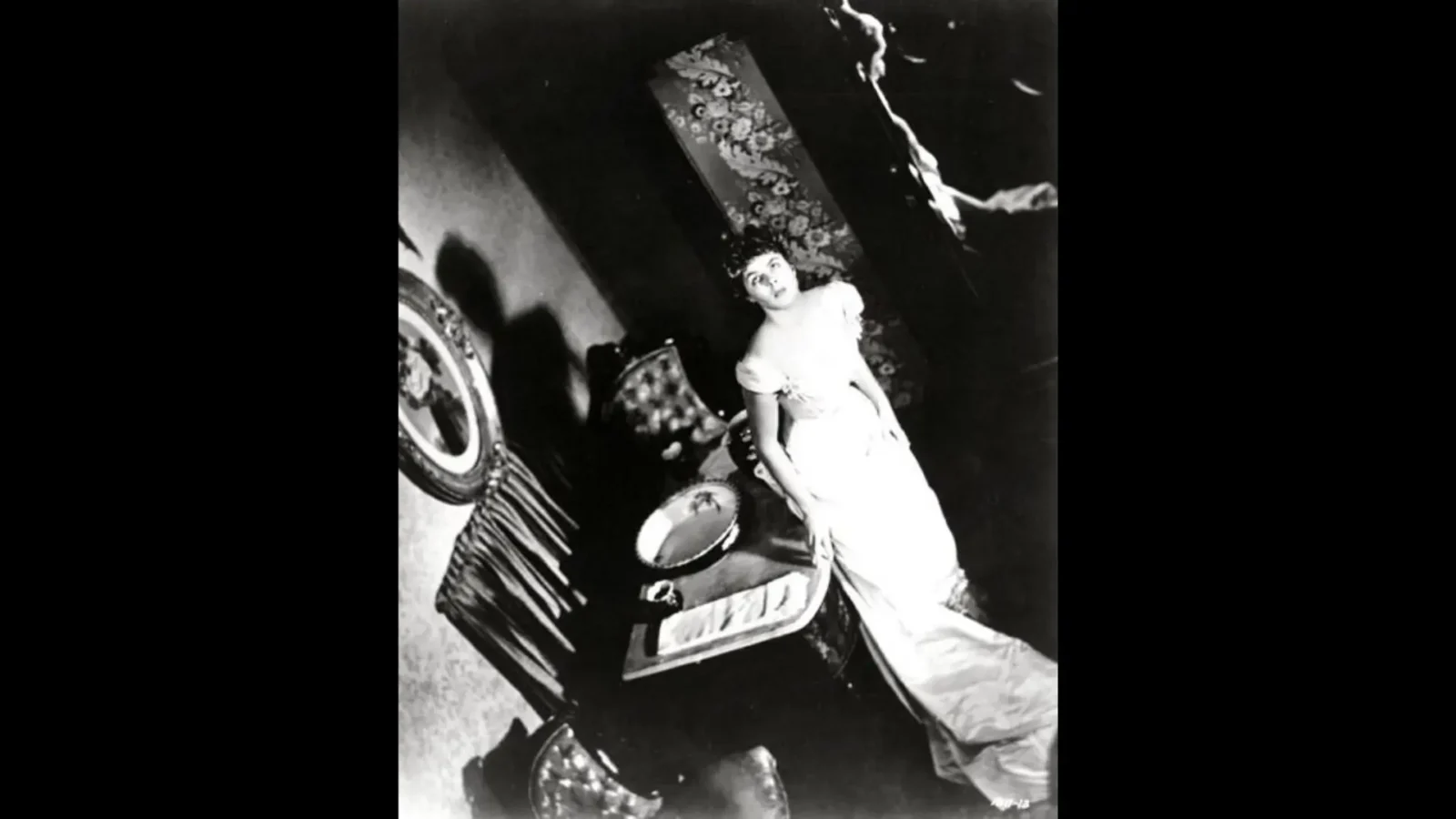16. A Dress Built To Mirror A Mind Unraveling