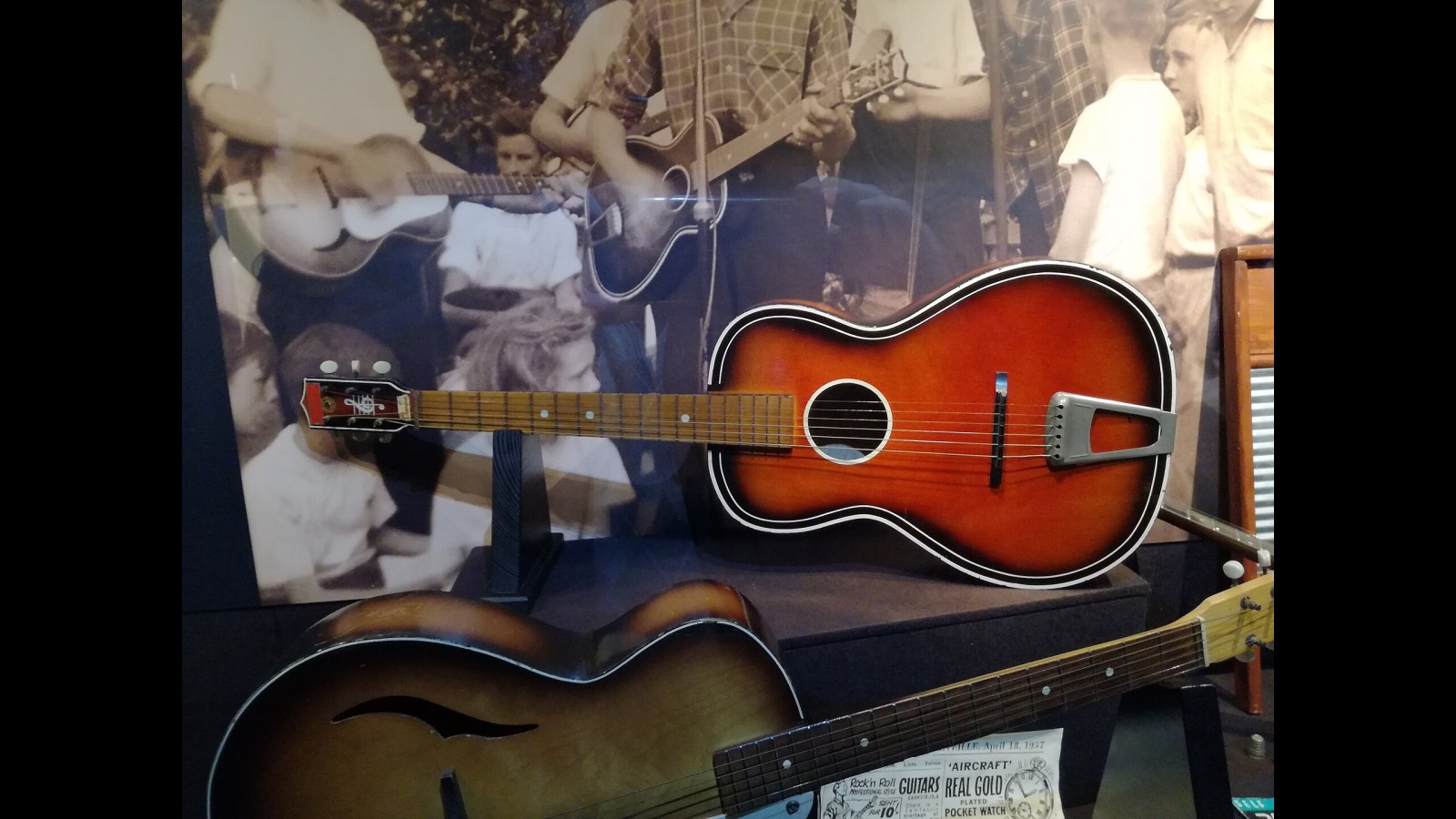 1. John Lennon fonde le groupe The Quarrymen à Liverpool