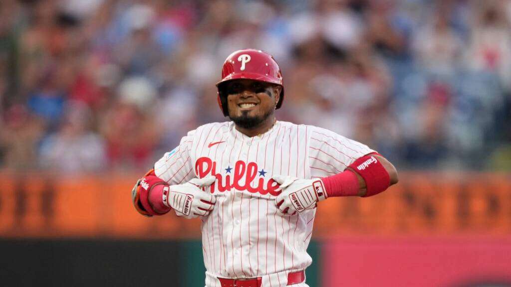 Kevin Pillar wants to see Luis Arraez in Toronto