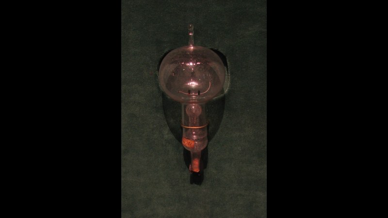 7. Britain's Parliament Called Edison's Light Bulb Unworthy Of Scientific Men