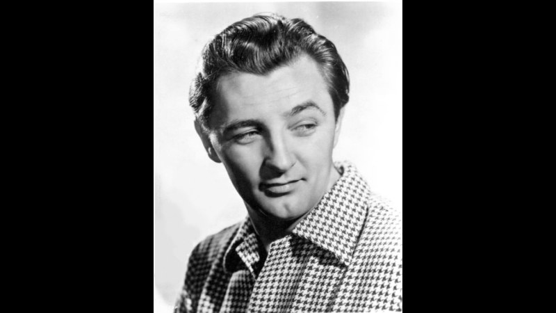 9. Robert Mitchum a purgé une peine au sein d'un convoi de forçats à l'âge de 15 ans