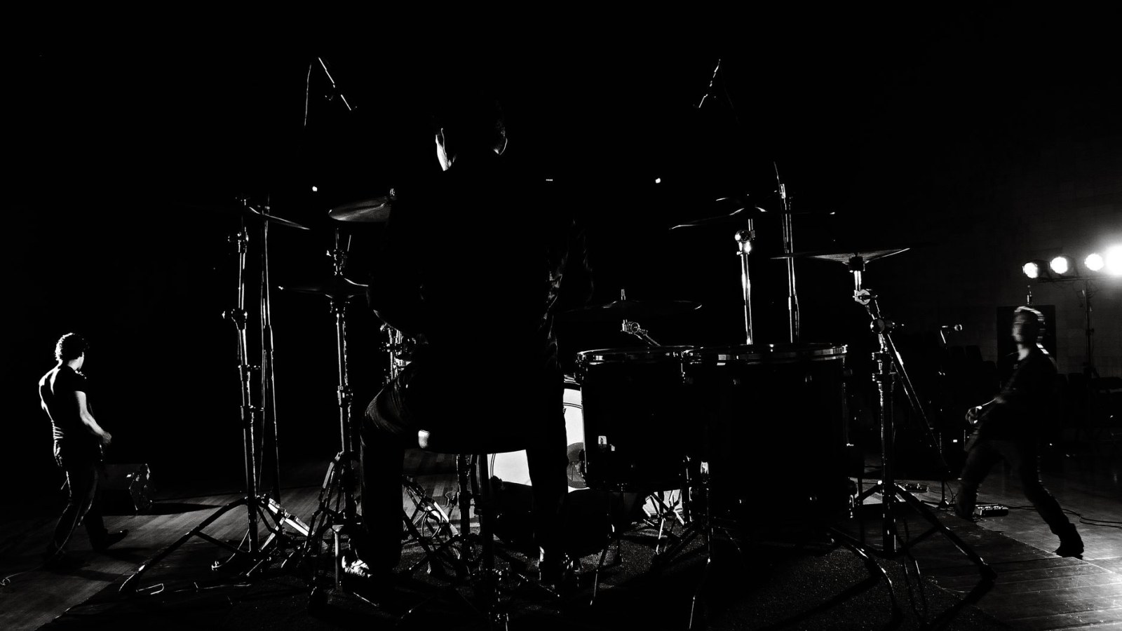 18. Ringo Starr remplace Pete Best à la batterie
