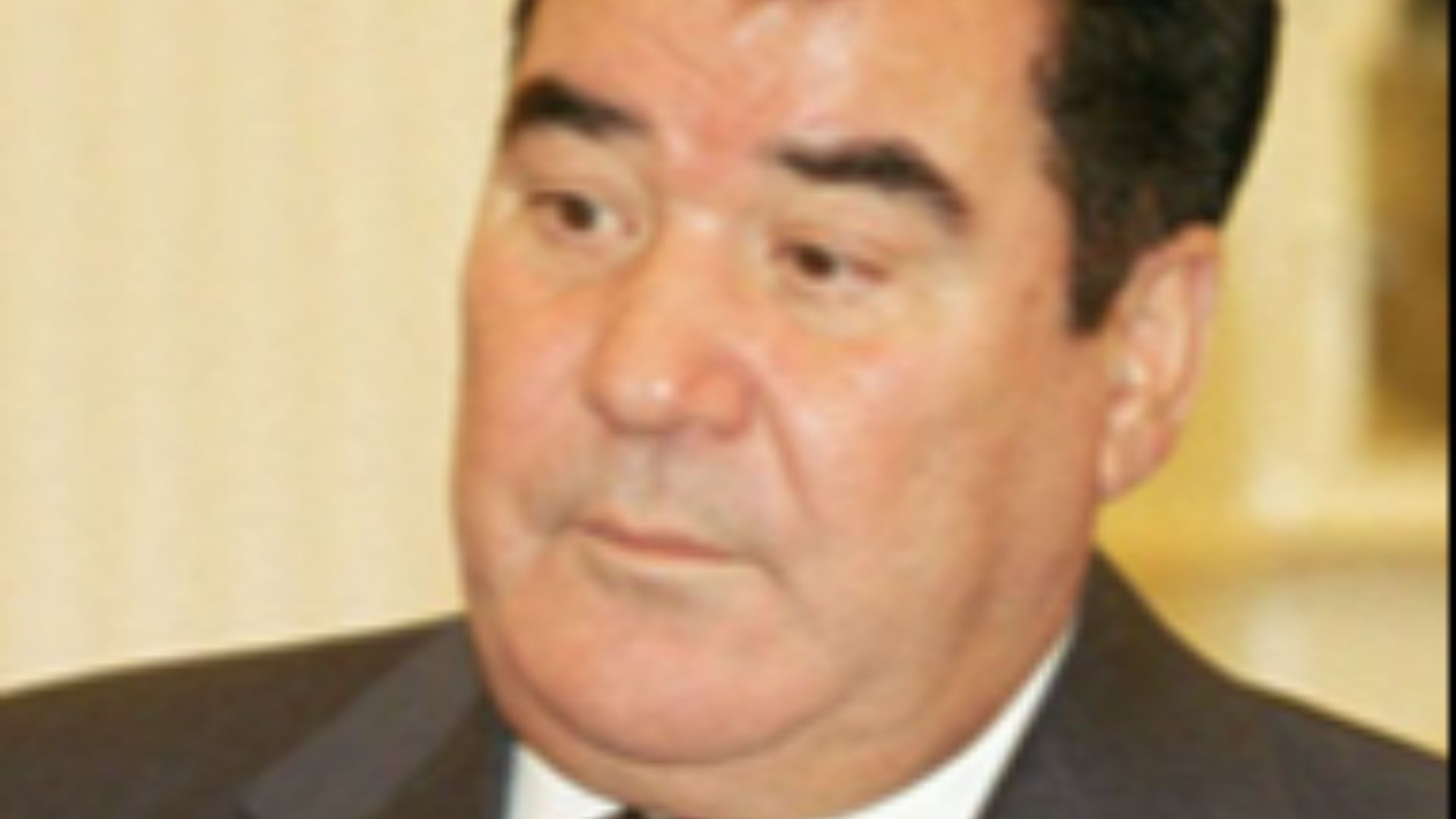12. Saparmurat Niyazov, auteur par décret