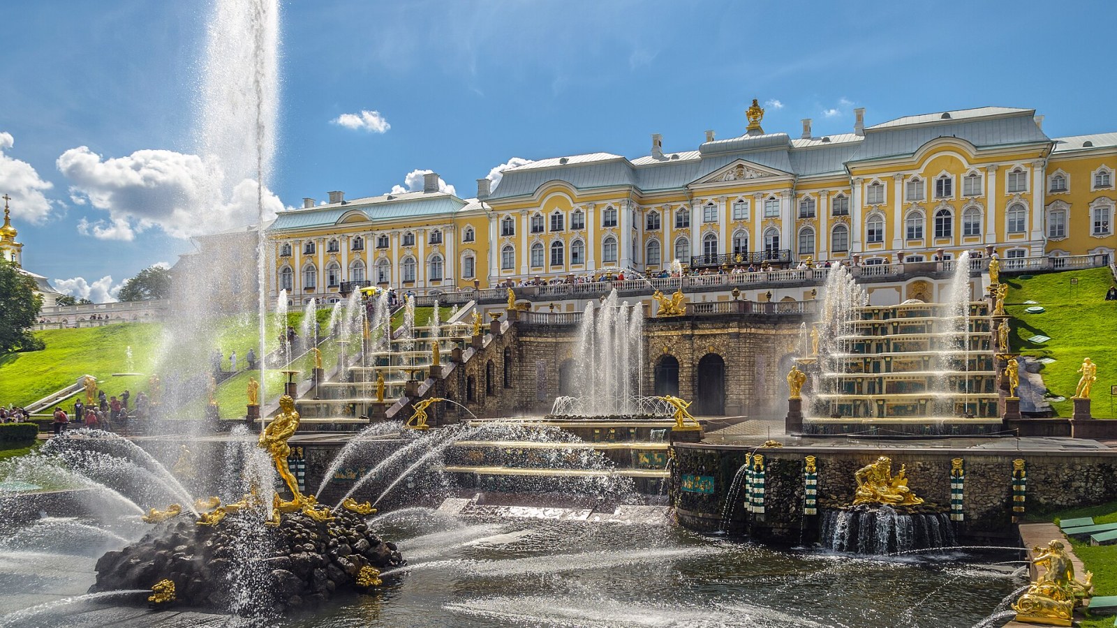 11. Peterhof Was Peter The Great's Monument To Sweden's Defeat