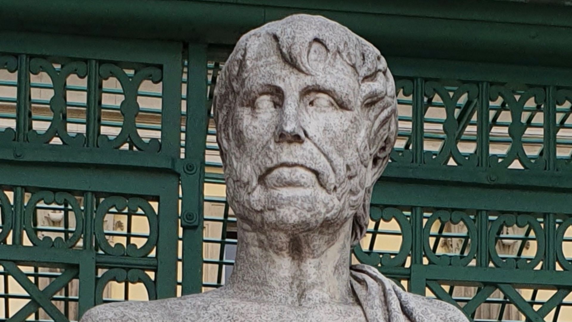 11. « On souffre plus souvent dans notre imagination que dans la réalité. »