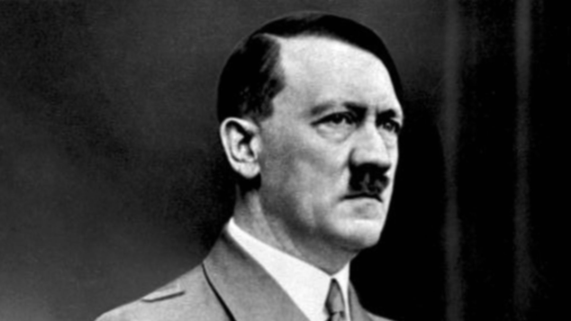 20 Failed Creative Types Who Became Dictators