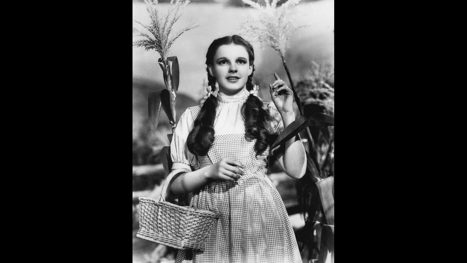3. Judy Garland Started As One Of The Gumm Sisters
