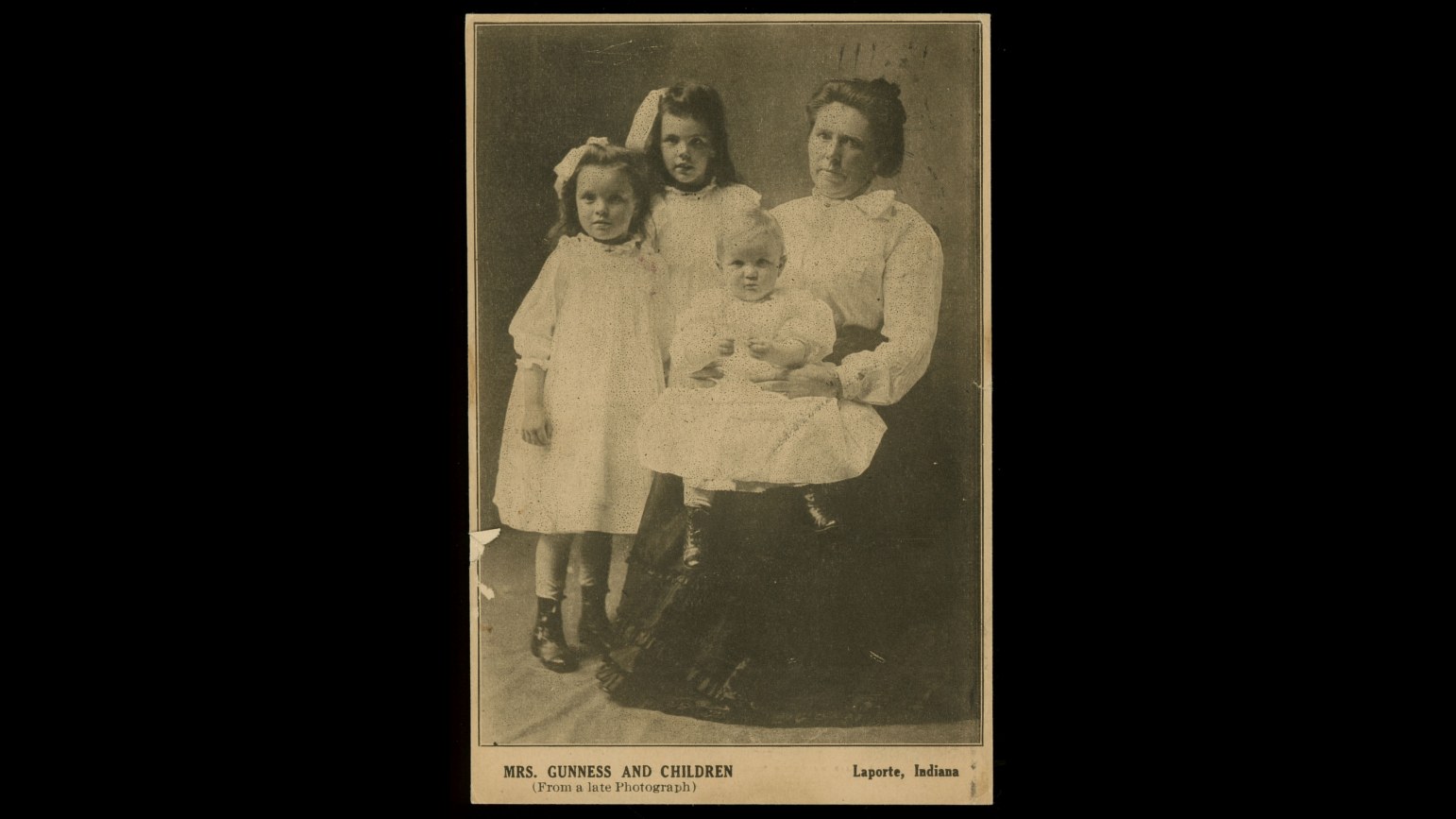 2. Belle Gunness exigeait de l'argent avant que ses prétendants n'arrivent à sa ferme