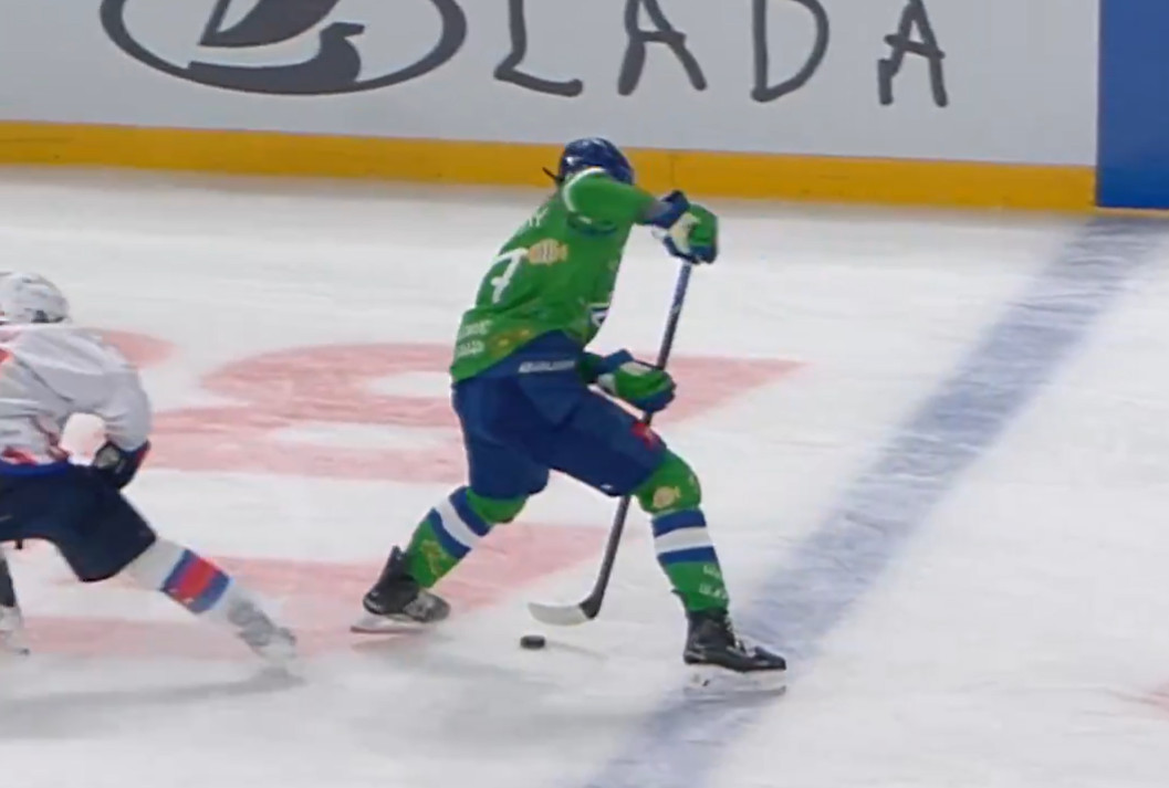 VIDEO: Alexander Zharovsky wowed everyone this week with his feints