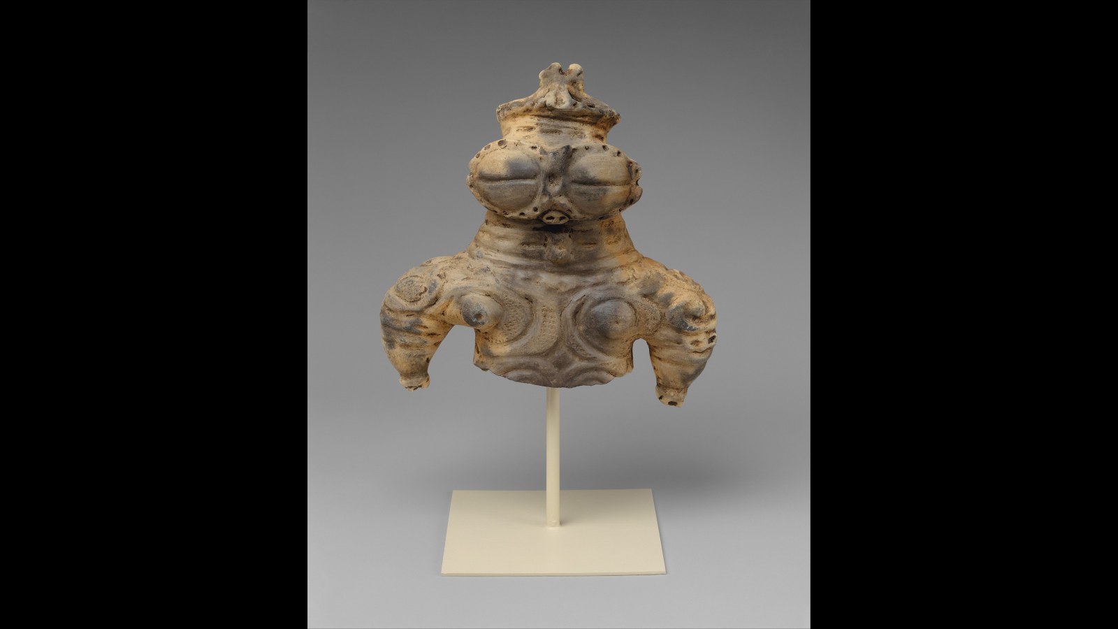 8. Japan's Jōmon Dogū Figurines Were Smashed On Purpose Before Burial