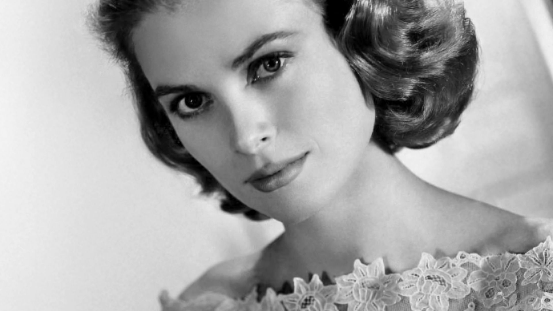 20. Grace Kelly