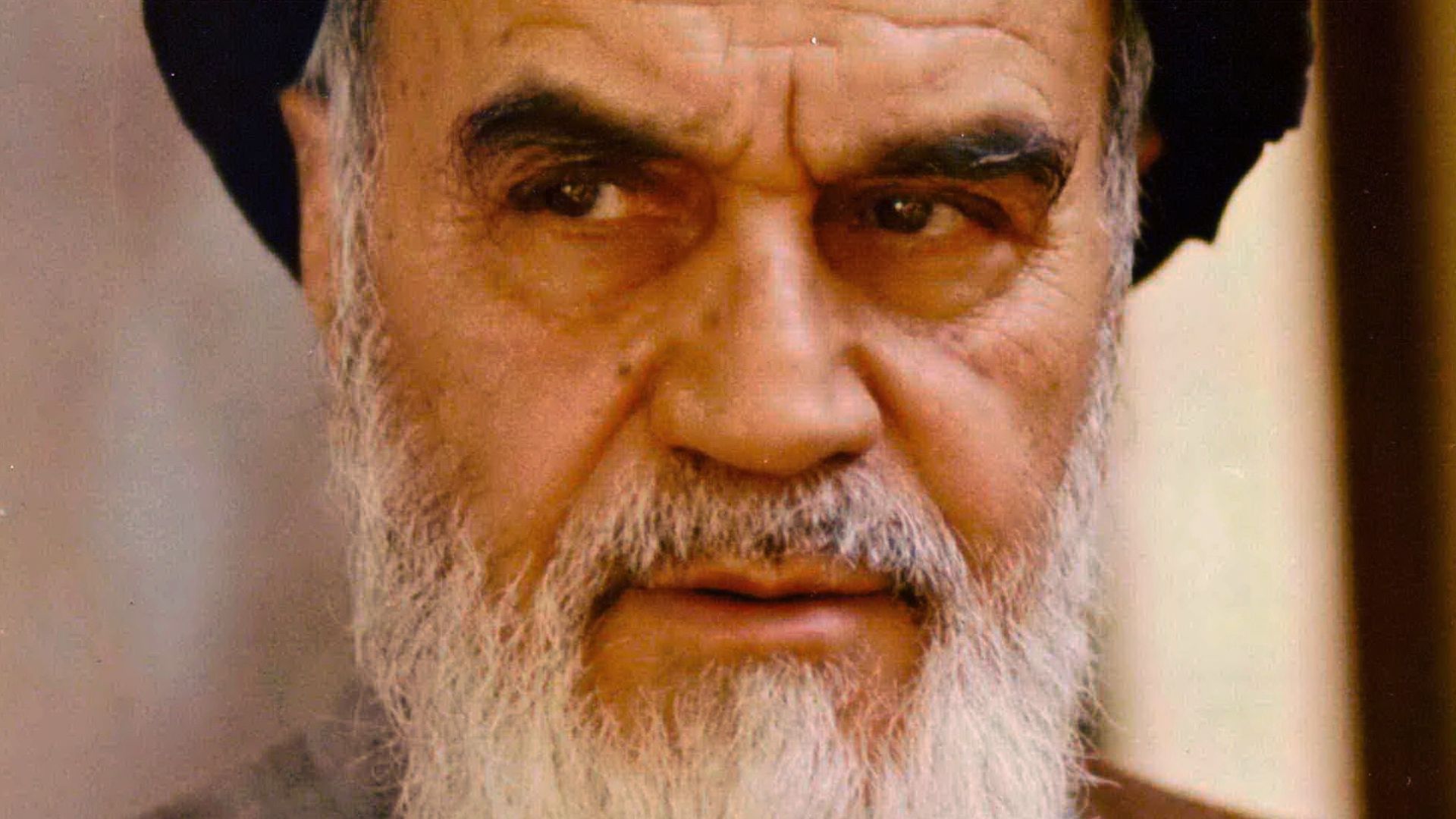 11. Ruhollah Khomeini, poète mystique
