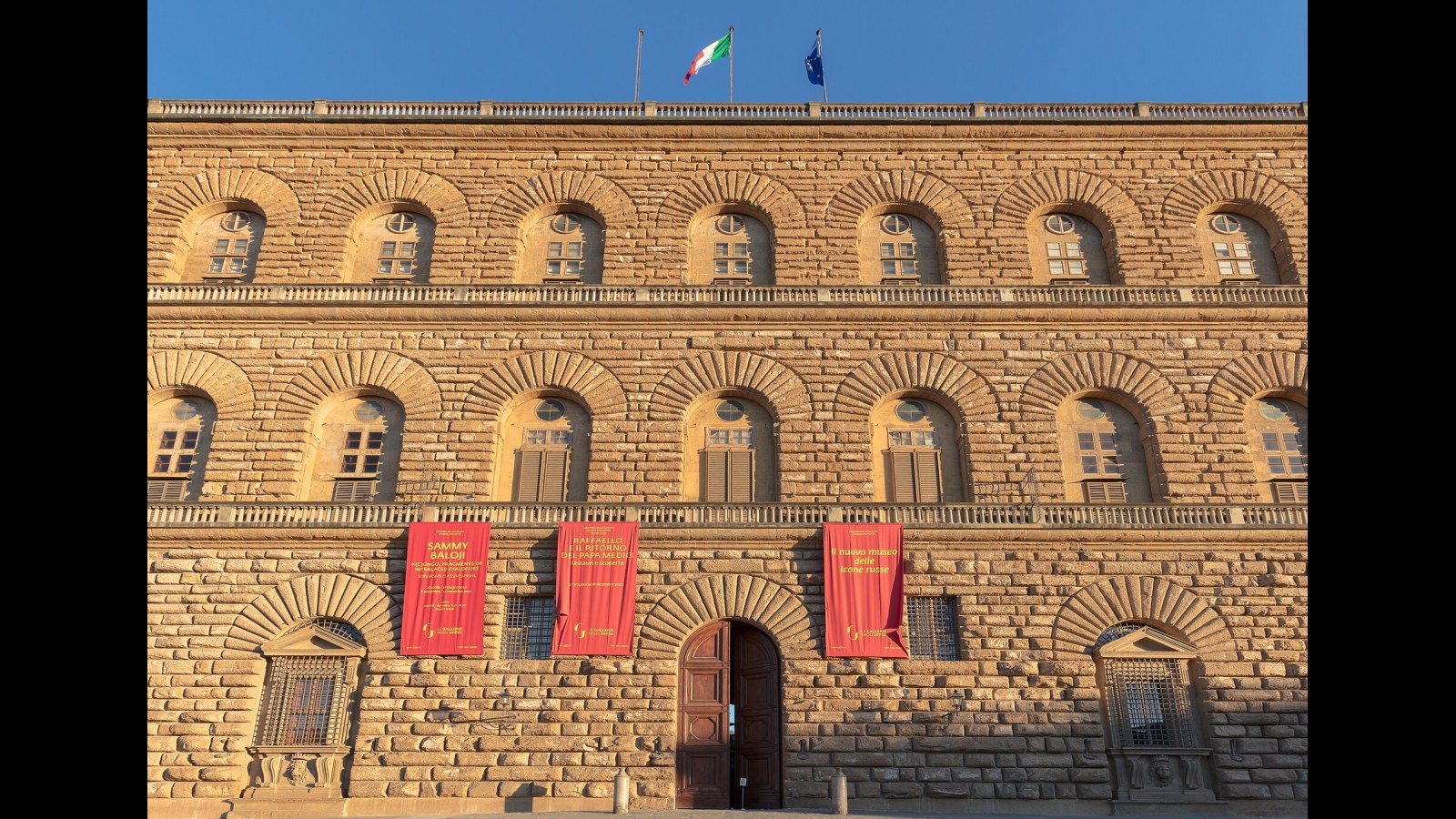17. Luca Pitti's Palace Aimed To Dwarf The Medici
