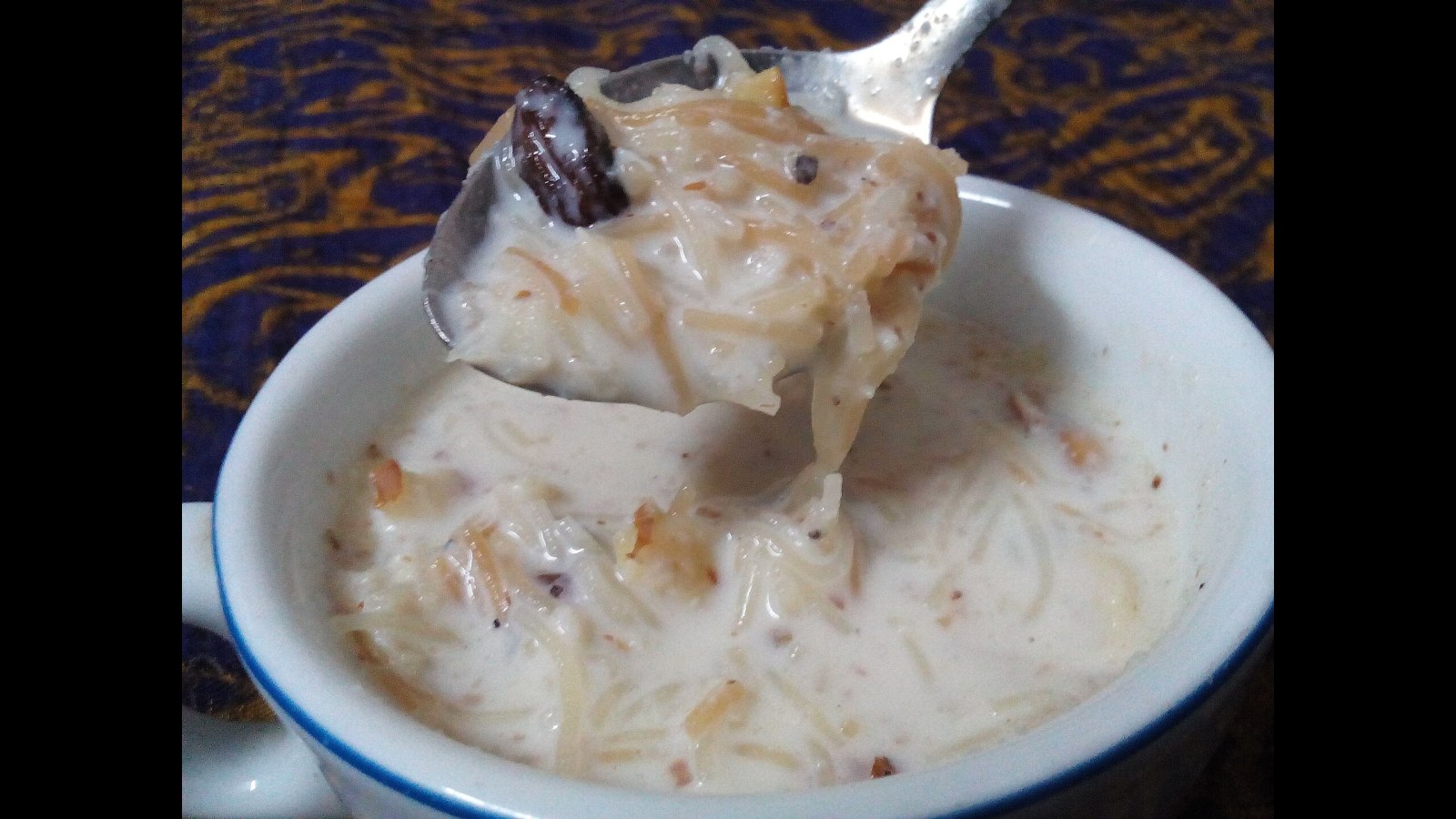 17. Les vermicelles sucrés marquent officiellement la fin du jeûne du ramadan lors de l'Aïd