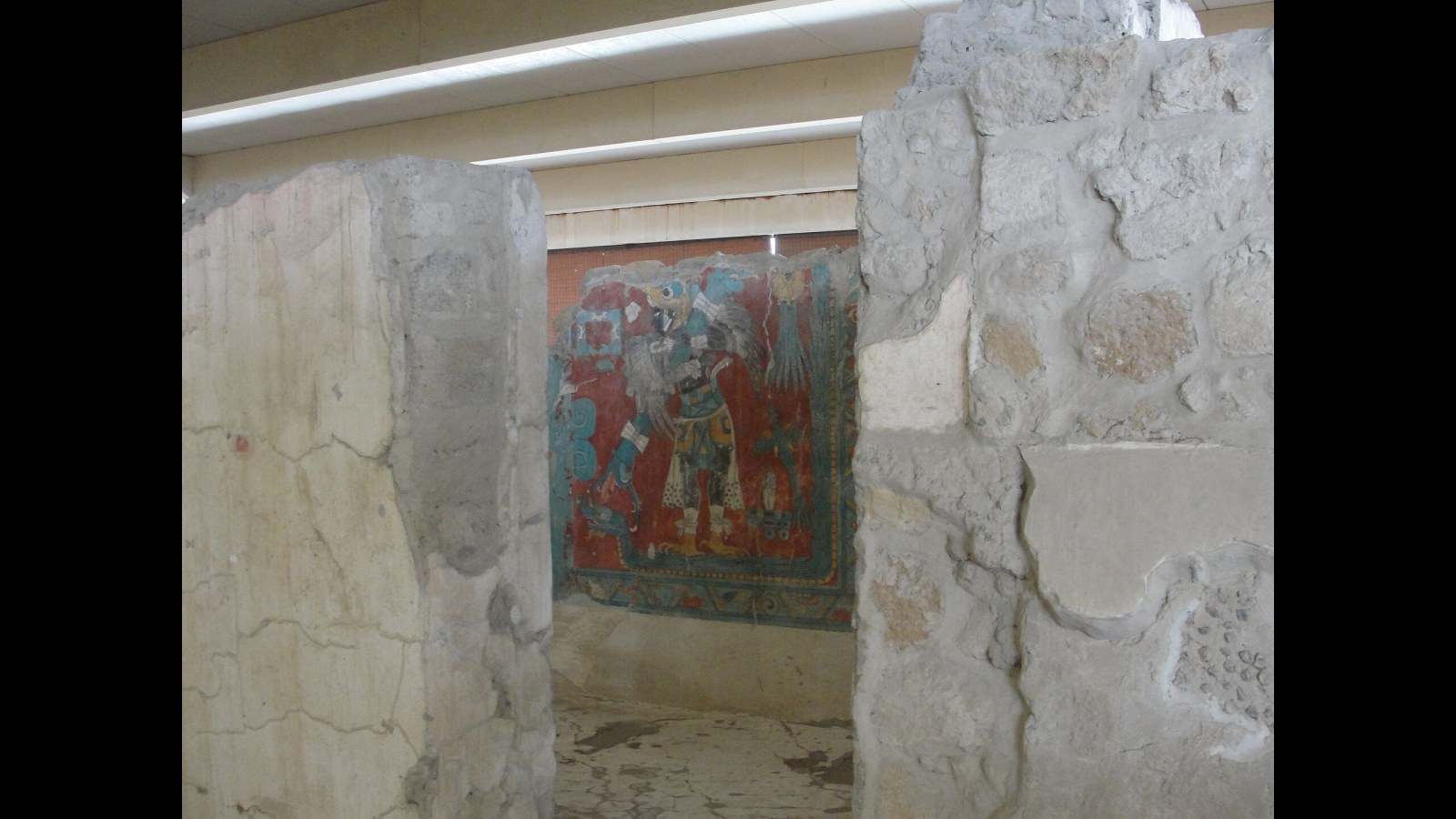 14. La fresque de 22 mètres de Cacaxtla, consacrée à la bataille, resplendit toujours de son bleu maya