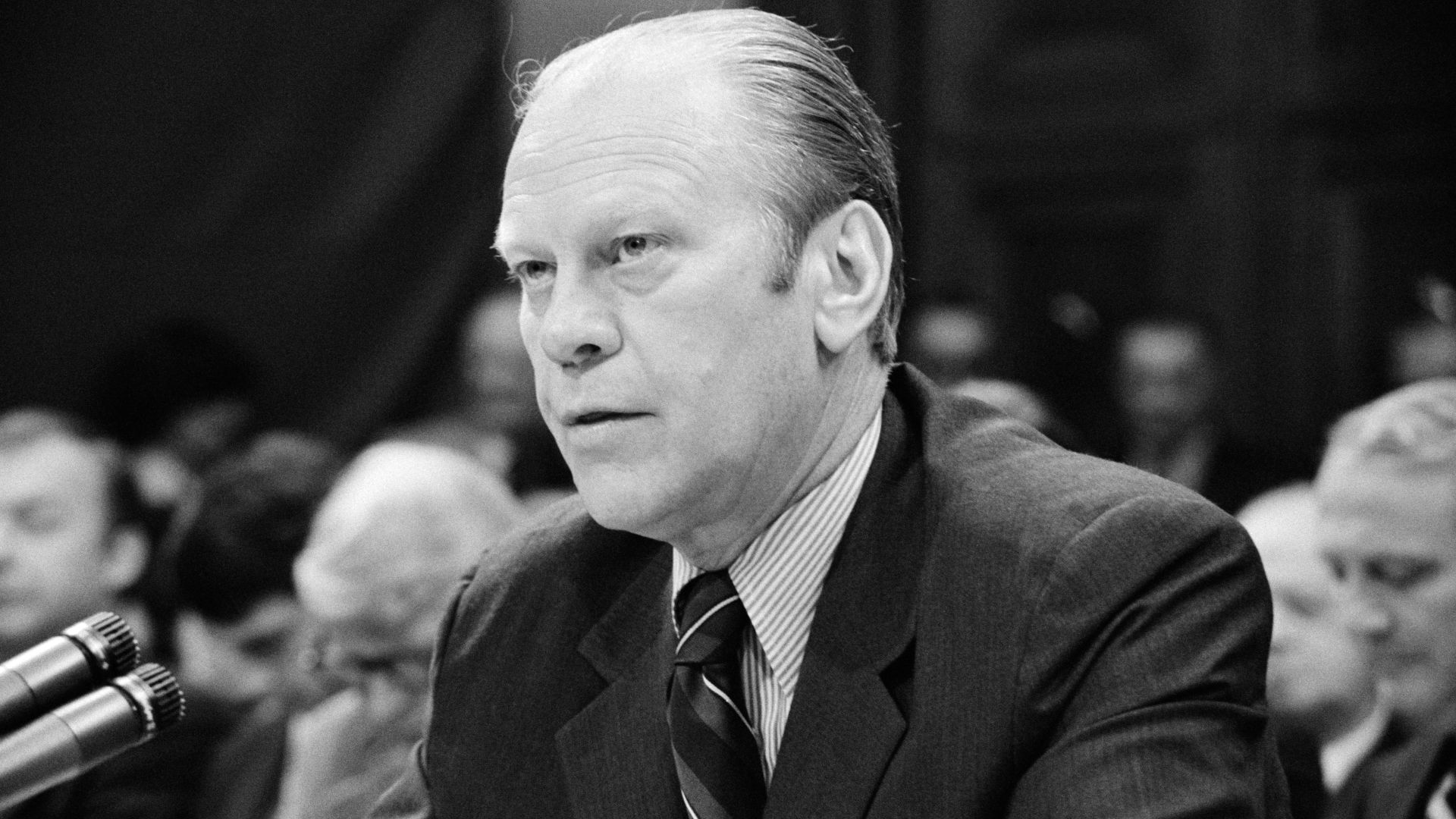 2. Gerald Ford - Entraîneur adjoint de football américain