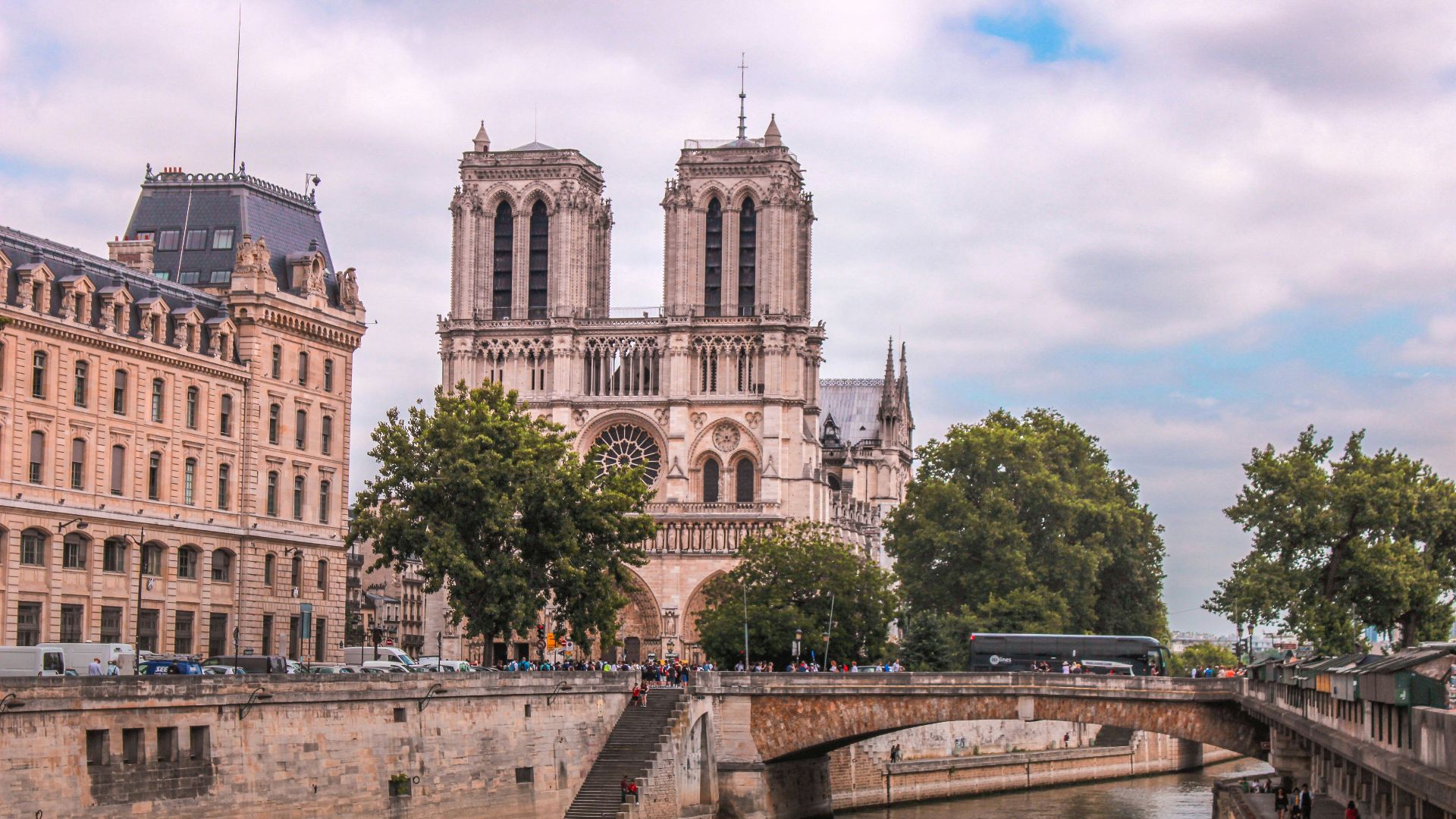 18. Notre-Dame, 2019