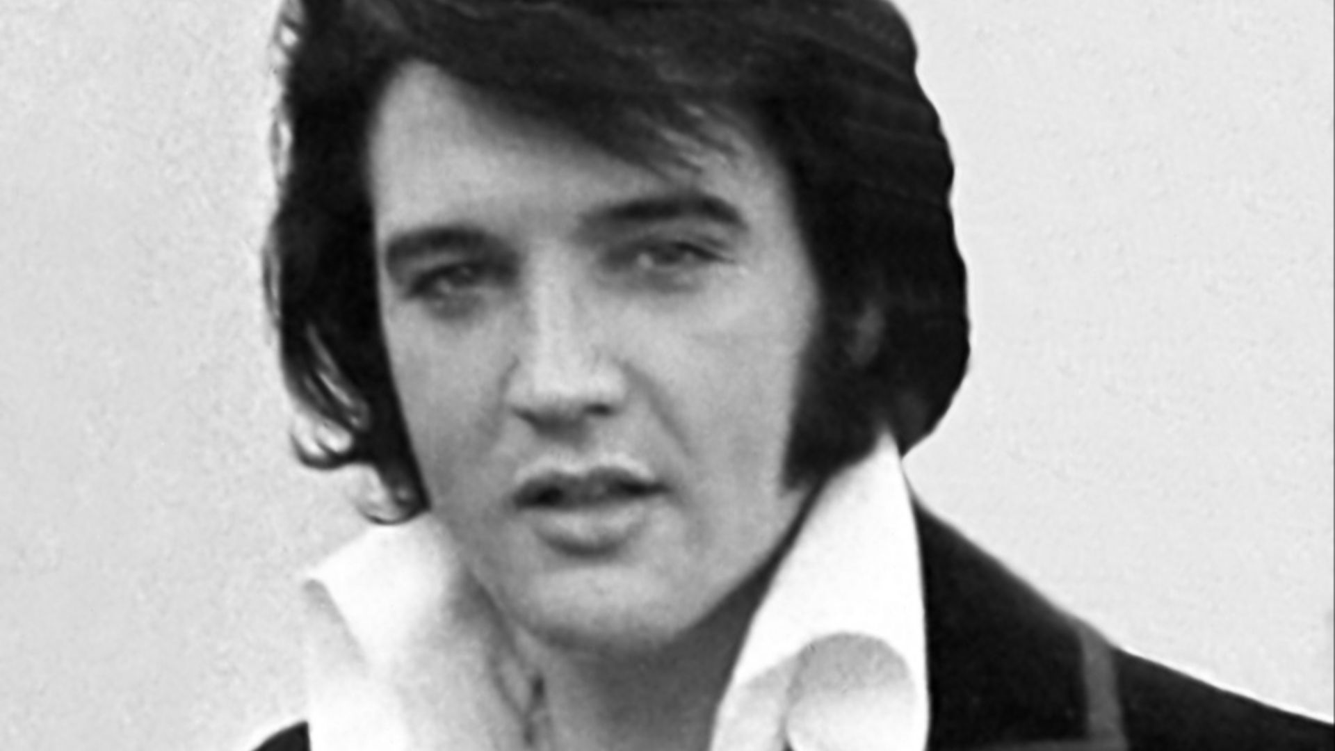 17. Elvis Presley sort son premier tube