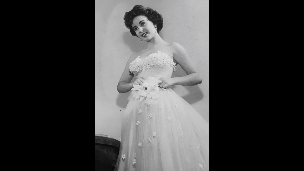 11. How One Movie Gown Invented The American Prom Dress