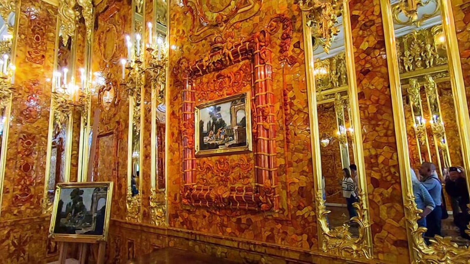 12. La Chambre d'ambre, enfermée à jamais
