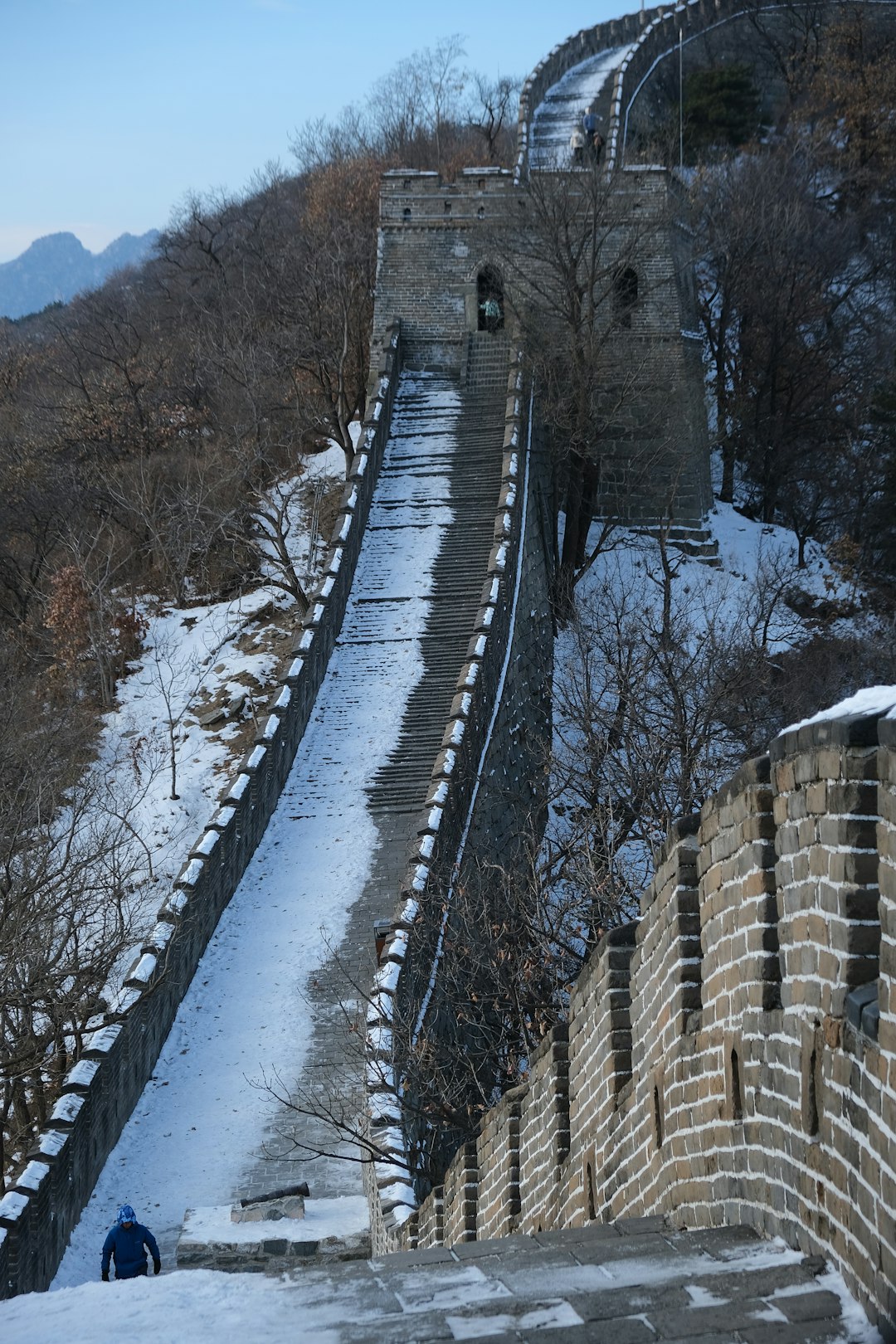 12. Associé à des mythes tels que la légende de Dame Mengjiang
