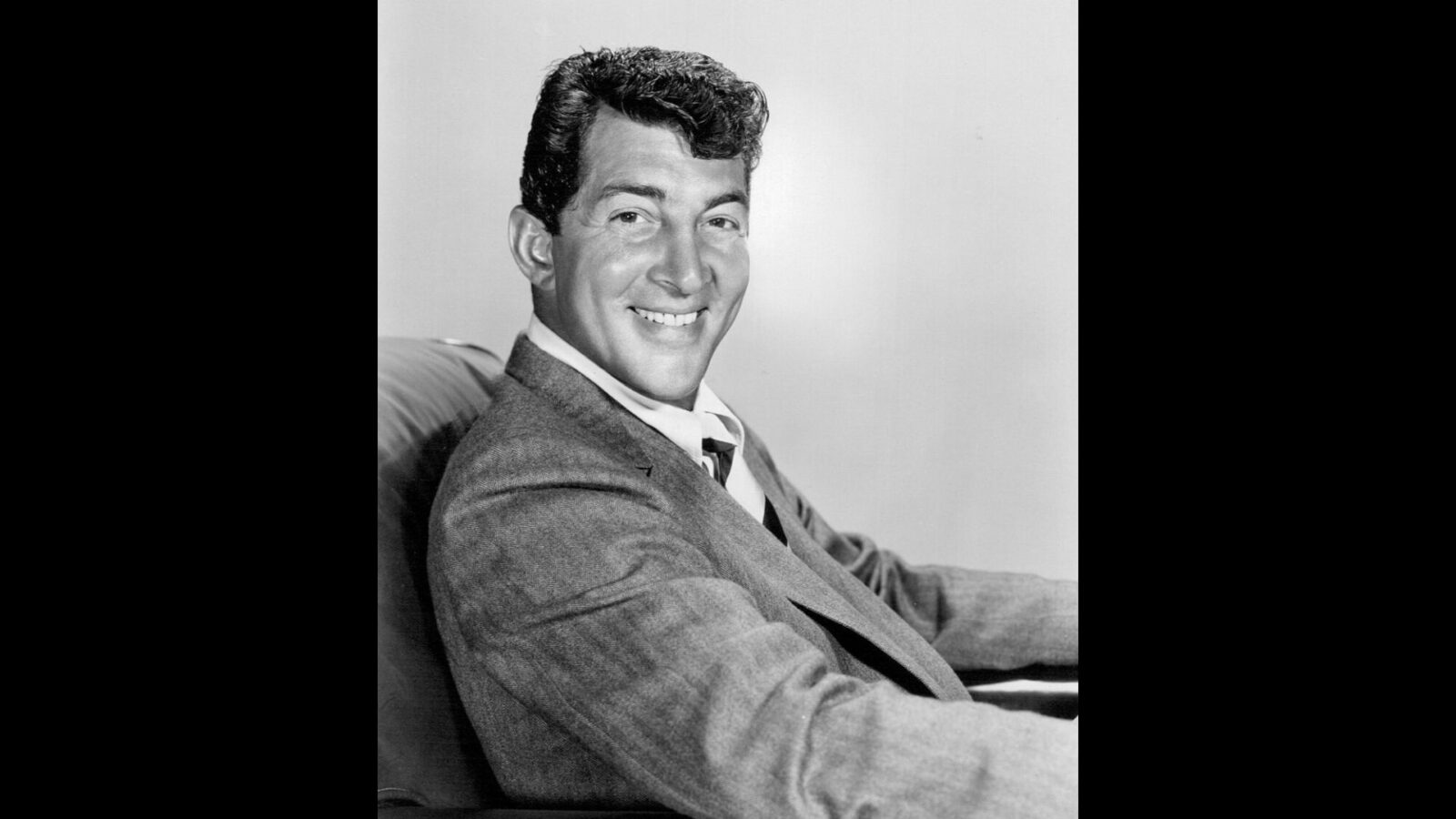 19. Dean Martin distribuait les cartes avant même d'avoir entonné la première note