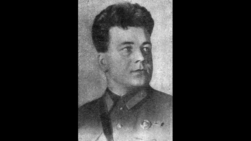 4. Soviet Pilots Airlifted 104 Survivors Off The Sinking Chelyuskin's Ice Floe