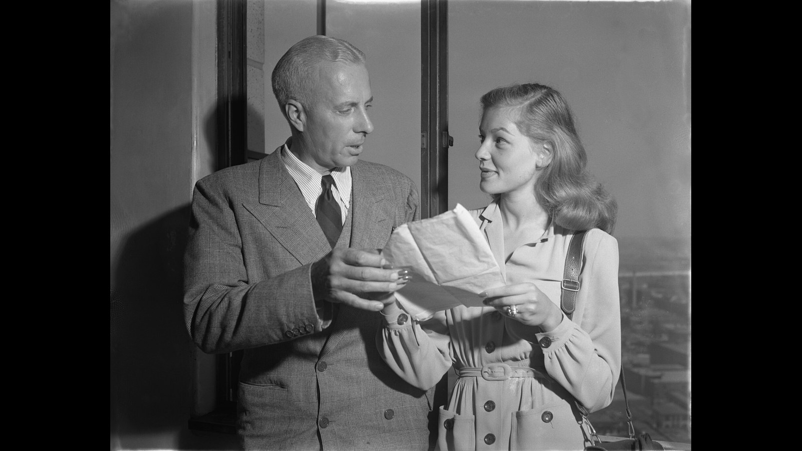 14. Howard Hawks a investi ses bénéfices dans des puits de pétrole