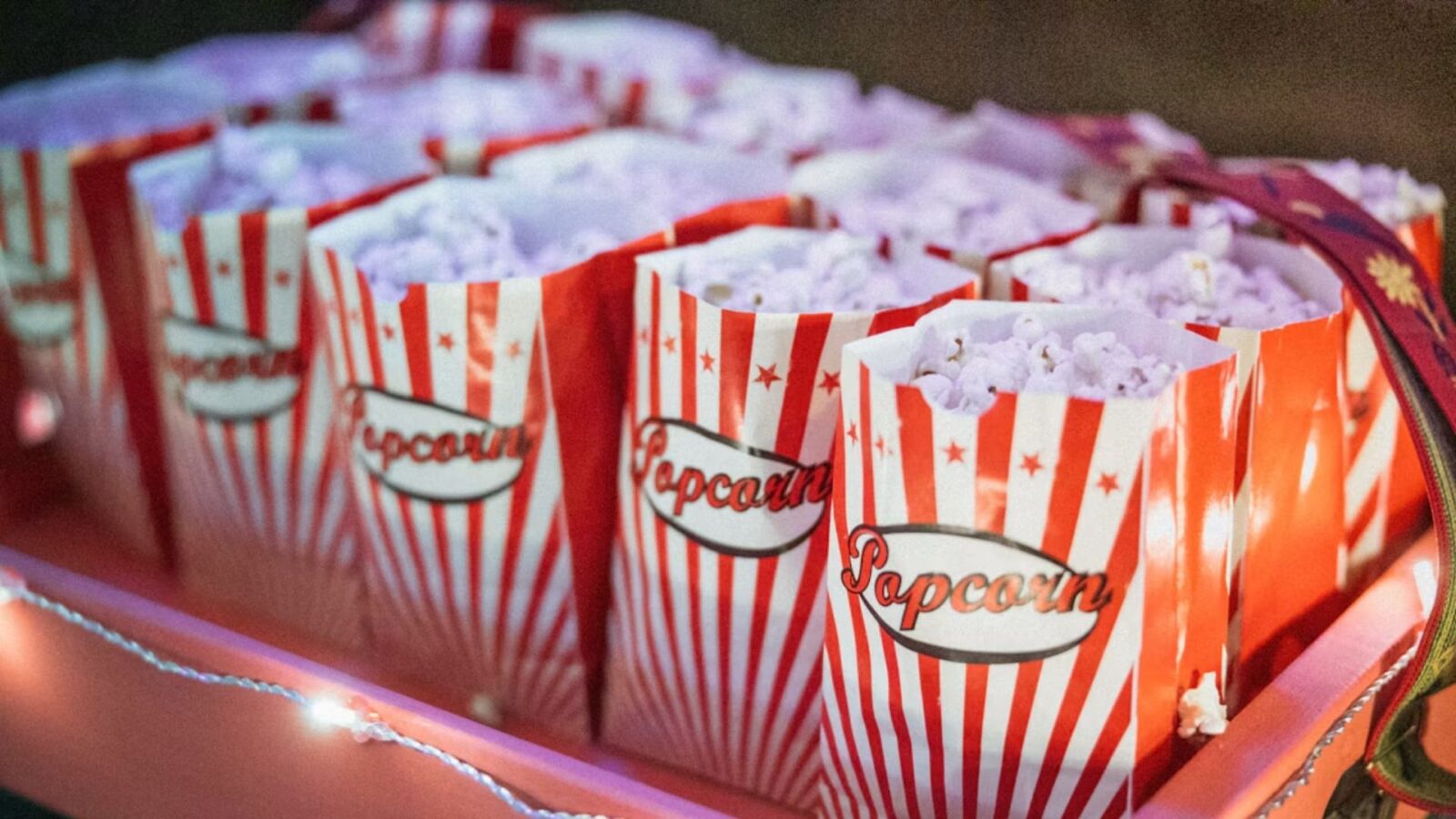 1. Le pop-corn avait été interdit avant de sauver les cinémas