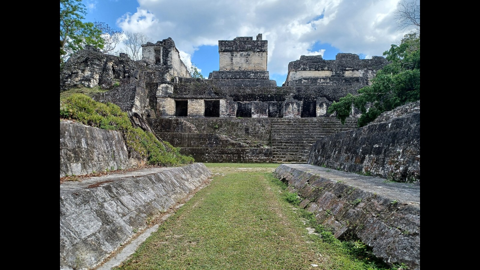 9. Guatemalan Surveyors Spotted Tikal's Temples Above The Canopy